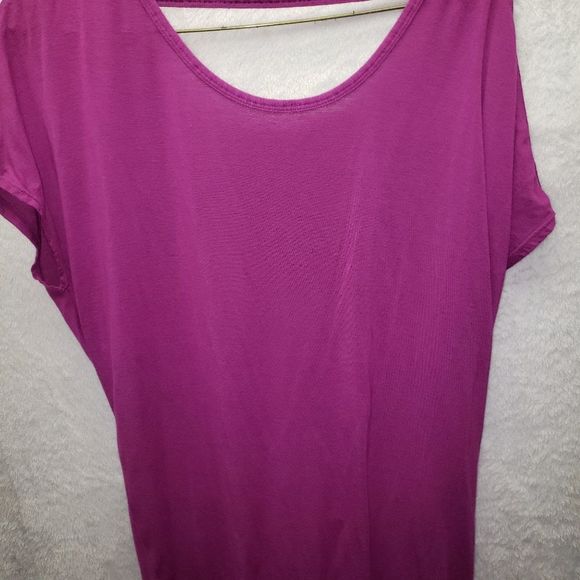 GAIAM Tops - Pink/purple Tee